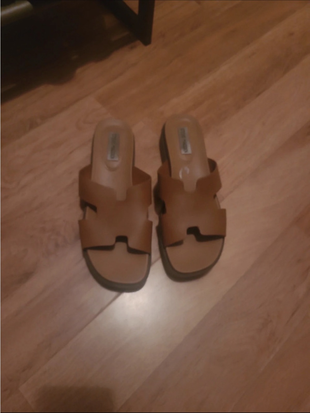Steve Madden sandals Platform can dress up or dress down!